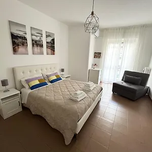 Appartamento Appio Latino, Roma