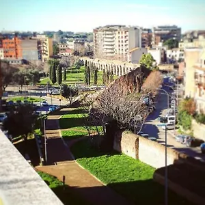 Alloggio Turistico All'acquedotto Rome